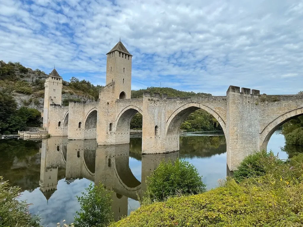 Que visiter dans le Lot Pont Valentre